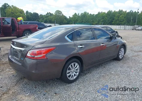 2013 Nissan Altima 2.5 S z USA, uszkodzony, nr VIN 1N4AL3AP2DC294763